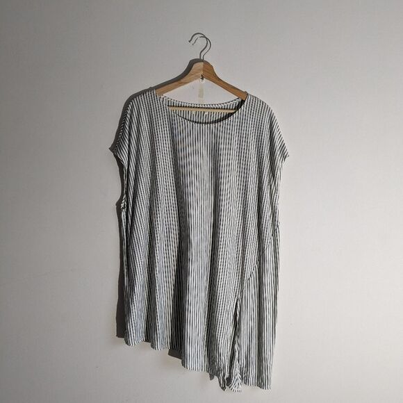 Max Studio Striped Asymmetrical Split Hem Lagenlook tunic Tee Tshirt - Picture 1 of 4